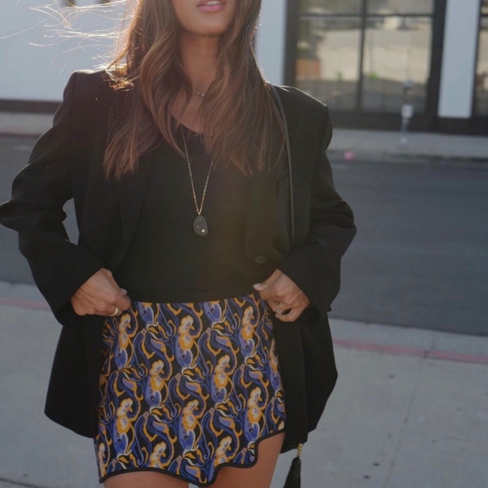 SALE🇺🇸 Zara Asymmetrical Skirt - Picture 2 of 3